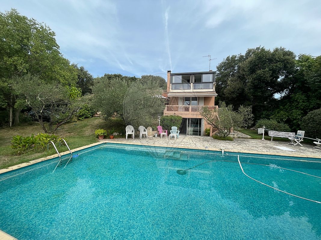 Maison à vendre, 6 pièces - Sommières 30250