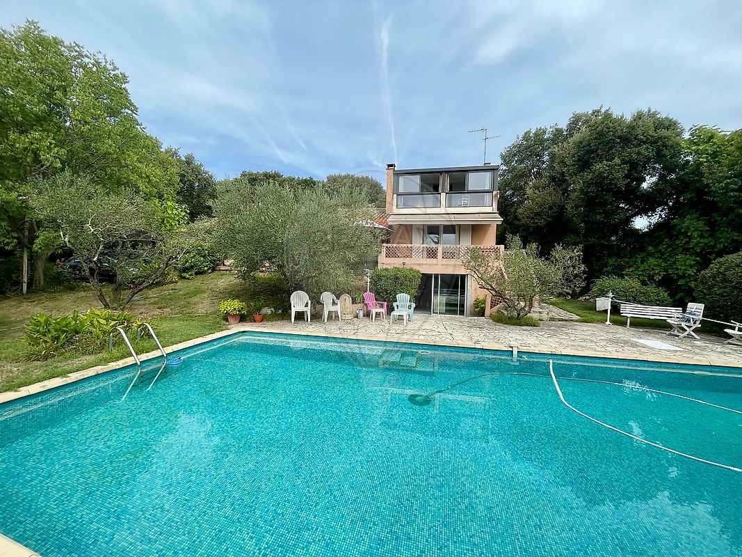 Maison à vendre, 6 pièces - Sommières 30250