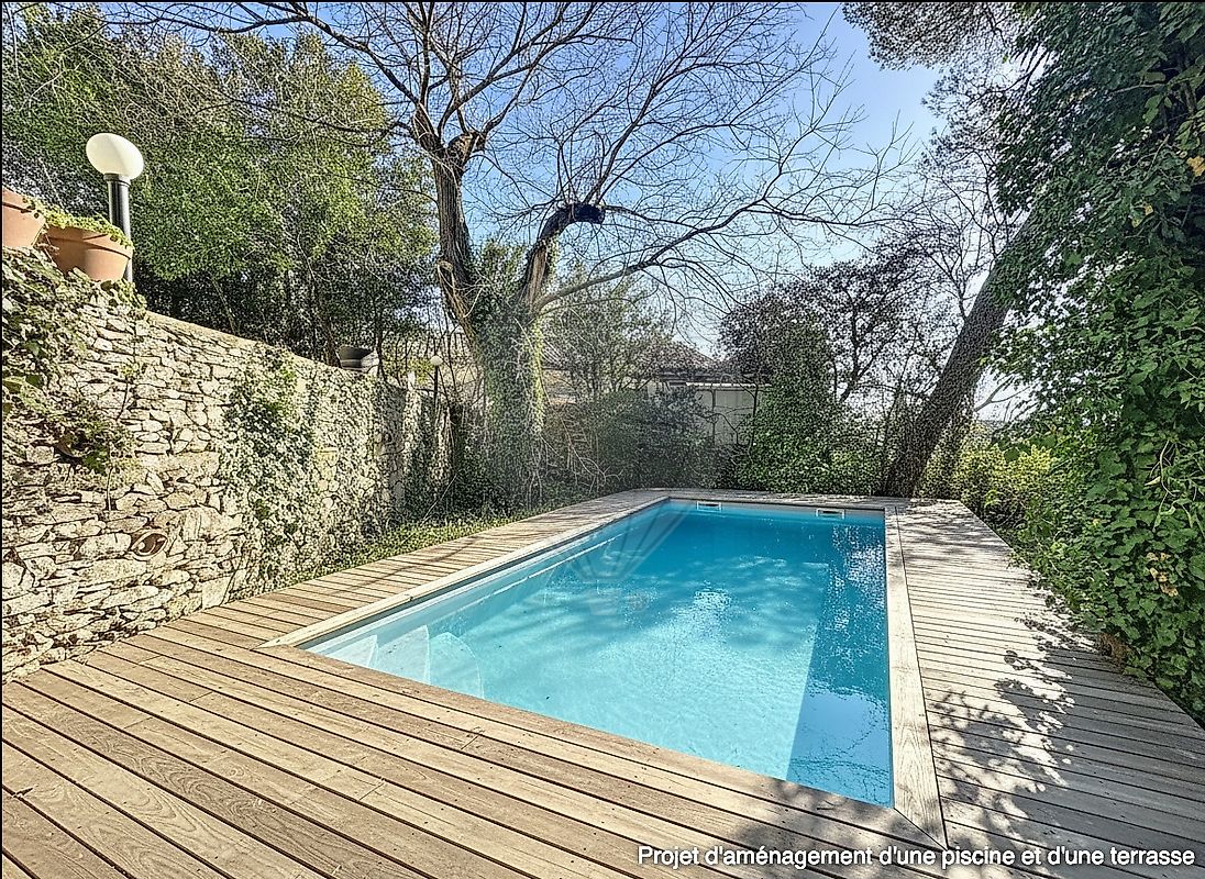 Maison à vendre, 6 pièces - Nîmes 30900