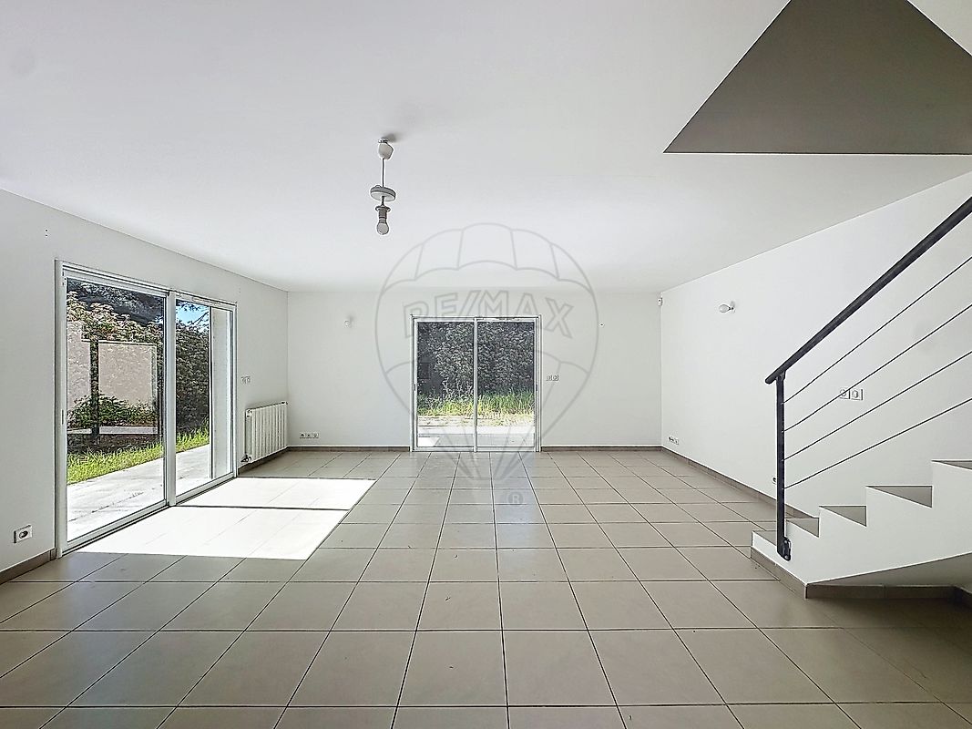 House for sale, 4 rooms - Nîmes 30900
