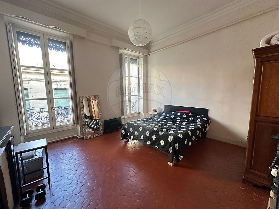 Appartement à vendre, 4 pièces - Nîmes 30000
