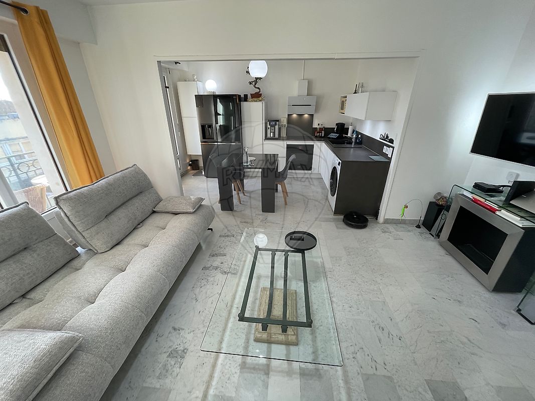 Appartement à vendre, 3 pièces - Nîmes 30000