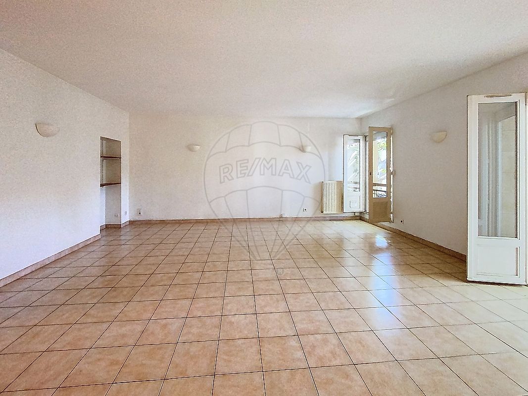 Immeuble à vendre - Nîmes 30900