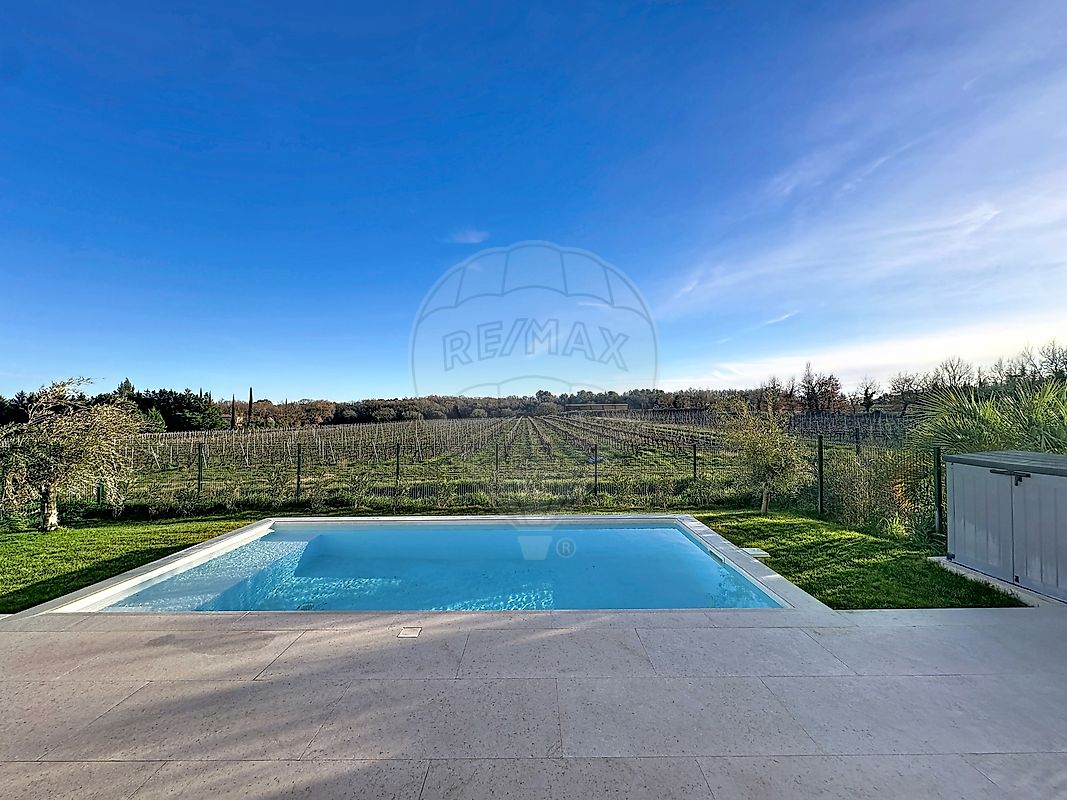 Maison à vendre, 5 pièces - Uzès 30700