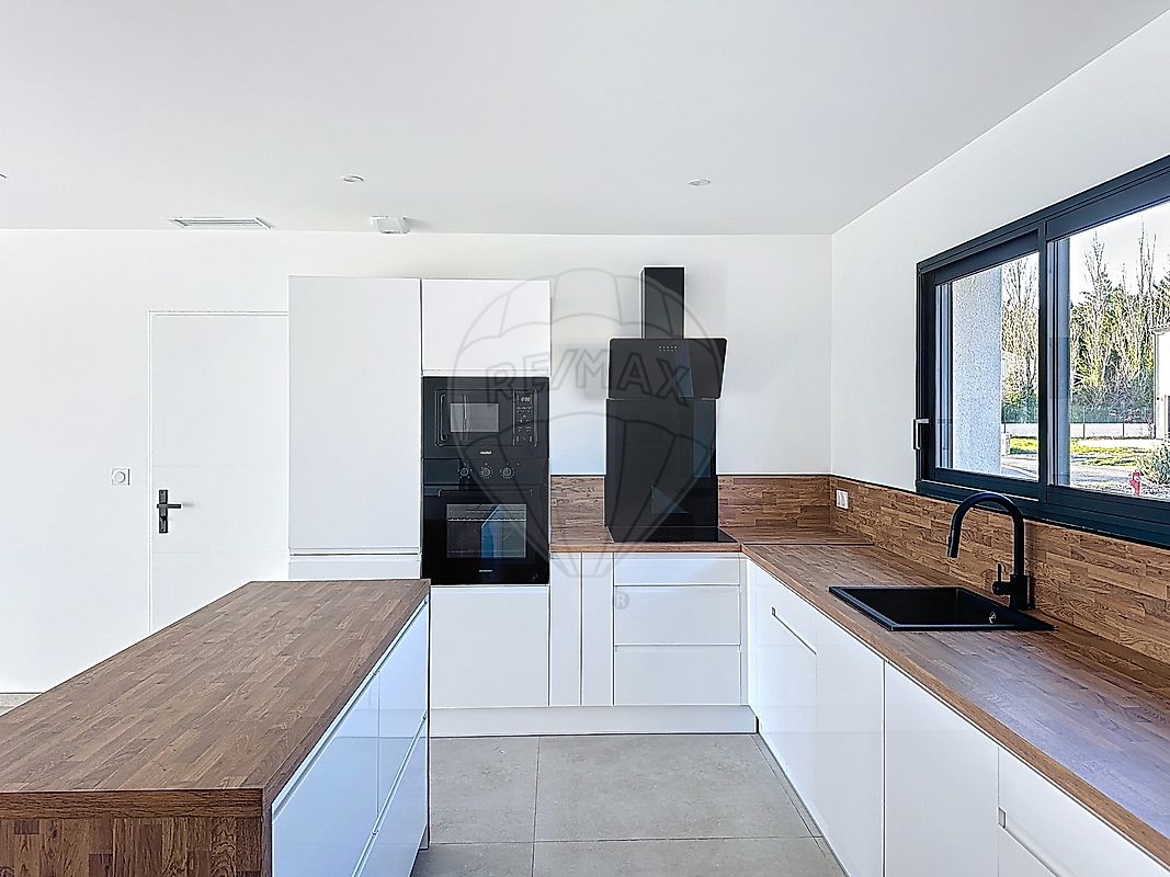 Maison à vendre, 5 pièces - Uzès 30700