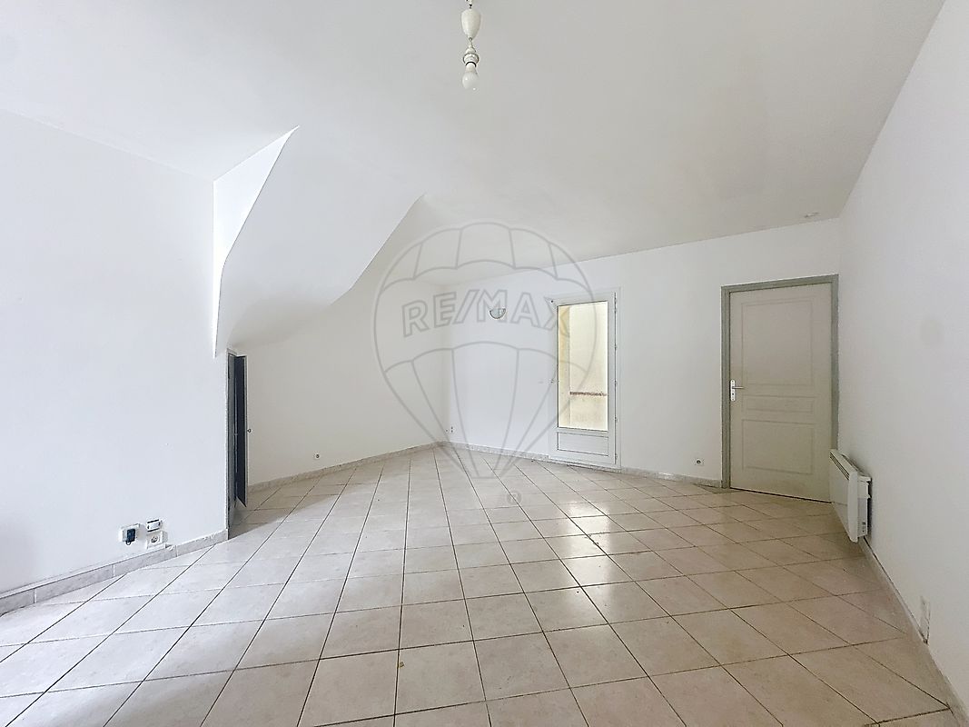 Maison à vendre, 4 pièces - Marguerittes 30320