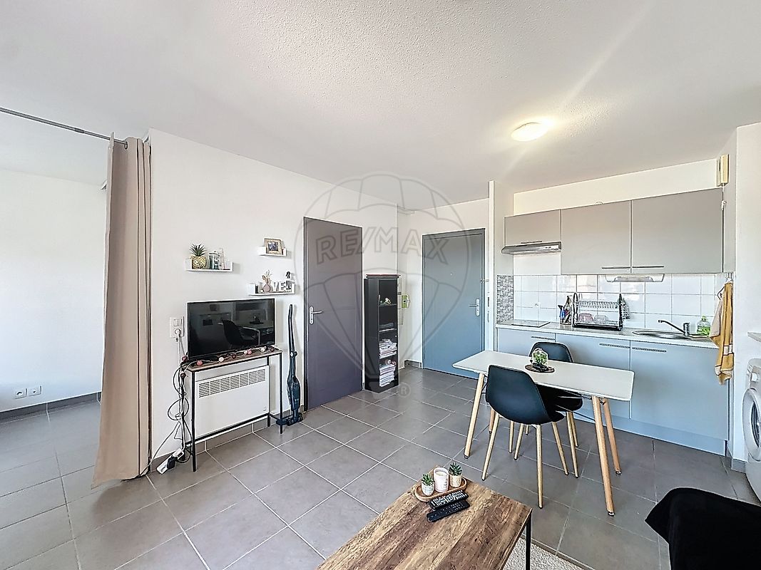 Appartement à vendre, 2 pièces - Nîmes 30900