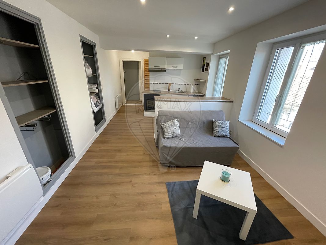Appartement à vendre, 1 pièce - Nîmes 30000