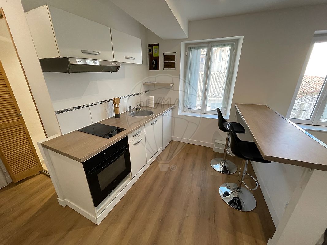 Appartement à vendre, 1 pièce - Nîmes 30000