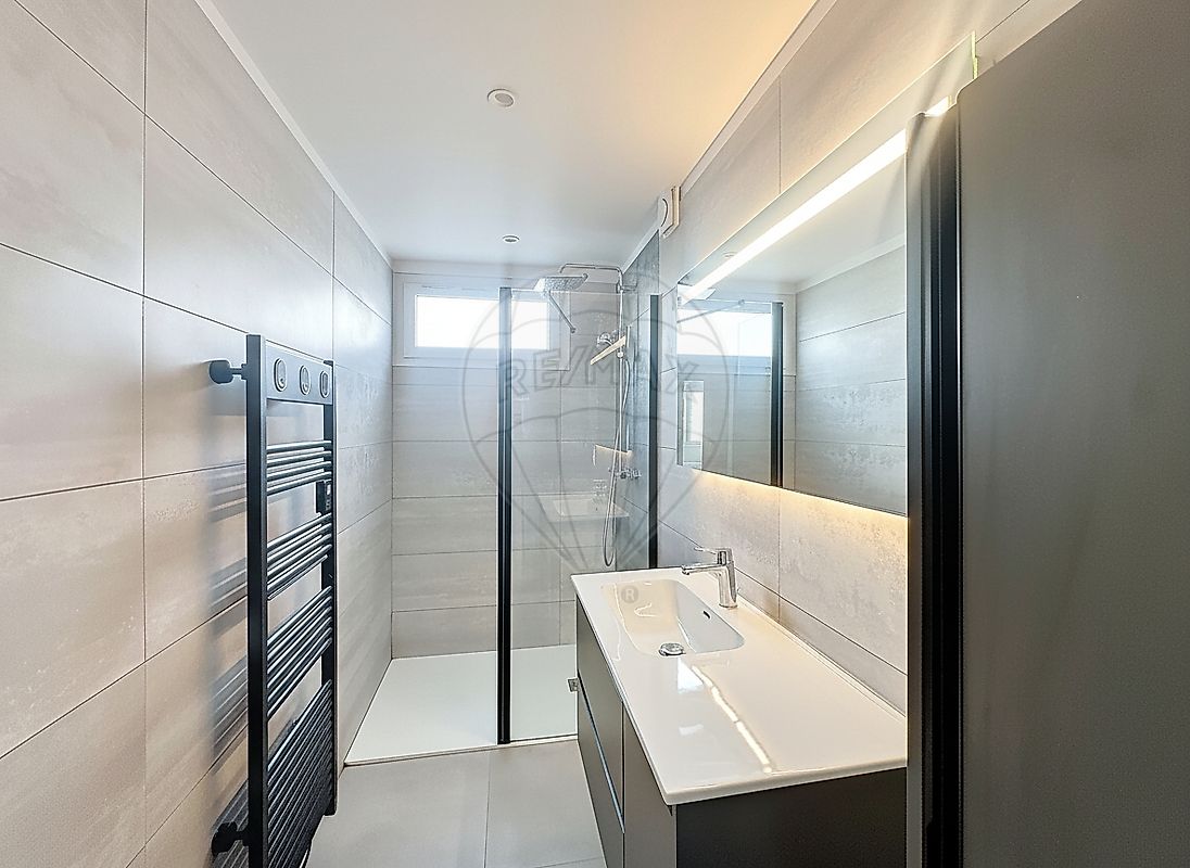 Appartement à vendre, 3 pièces - Nîmes 30900