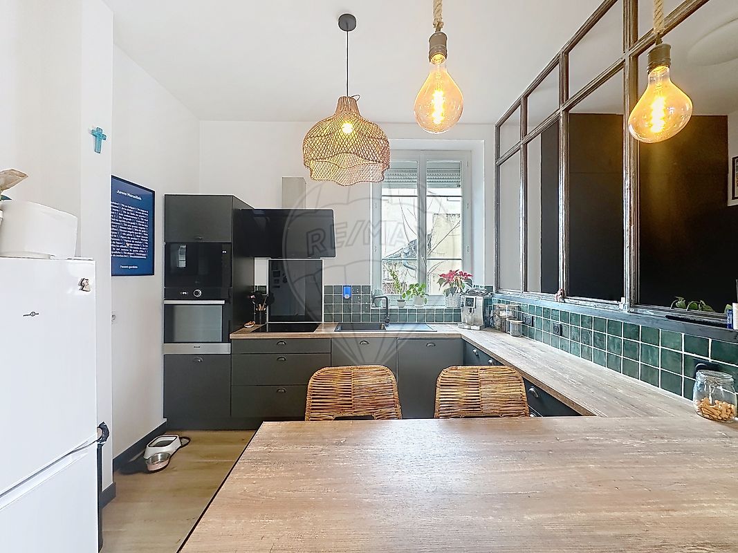 Appartement à vendre, 4 pièces - Nîmes 30900