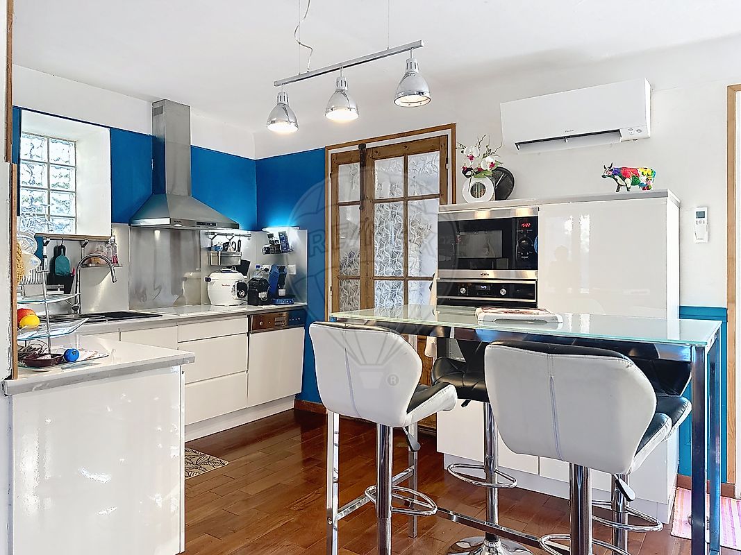 Maison à vendre, 7 pièces - Nîmes 30000