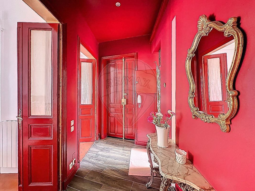 Appartement à vendre, 7 pièces - Nîmes 30900