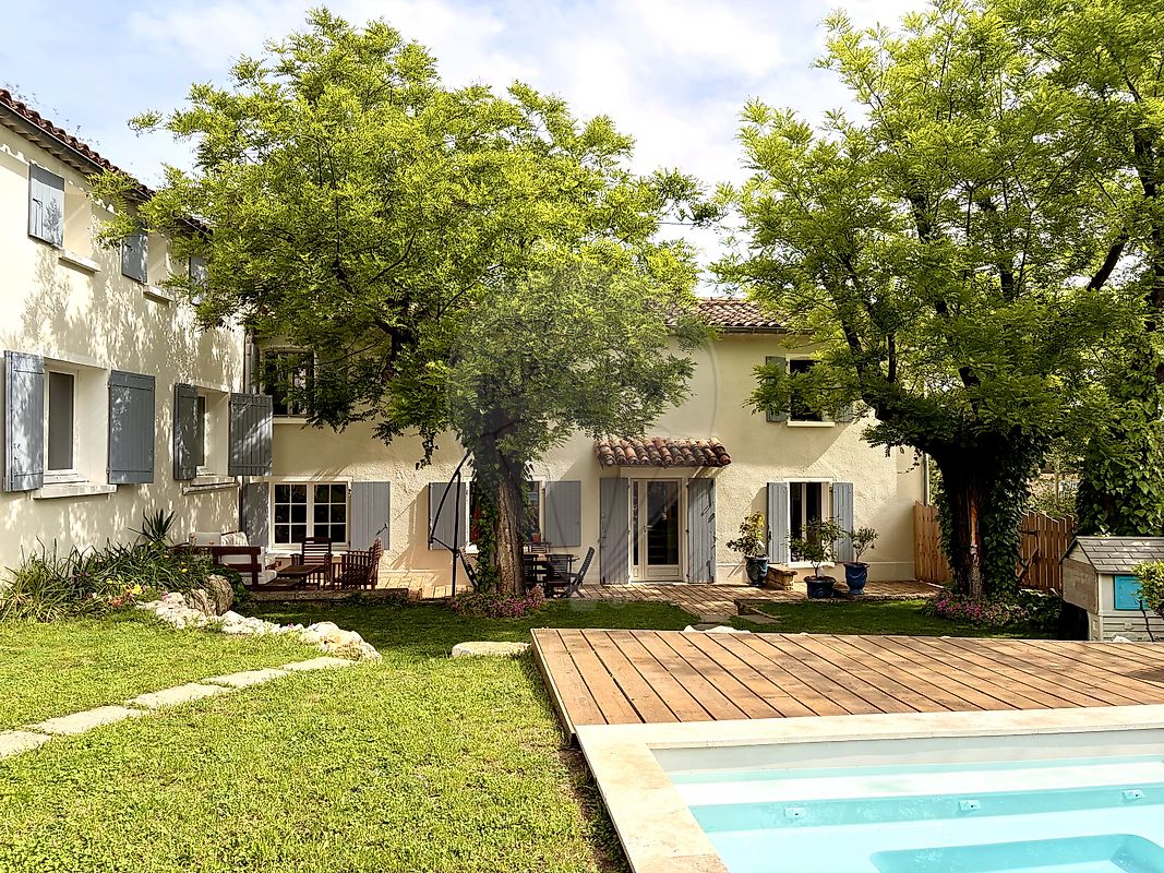 Maison à vendre, 9 pièces - Boisset-et-Gaujac 30140