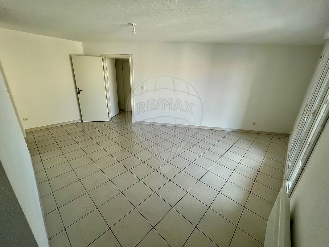 Apartment for sale, 3 rooms - Nîmes 30000