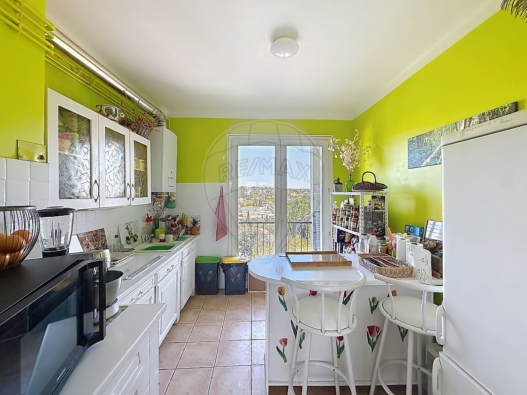 Appartement à vendre, 3 pièces - Nîmes 30000