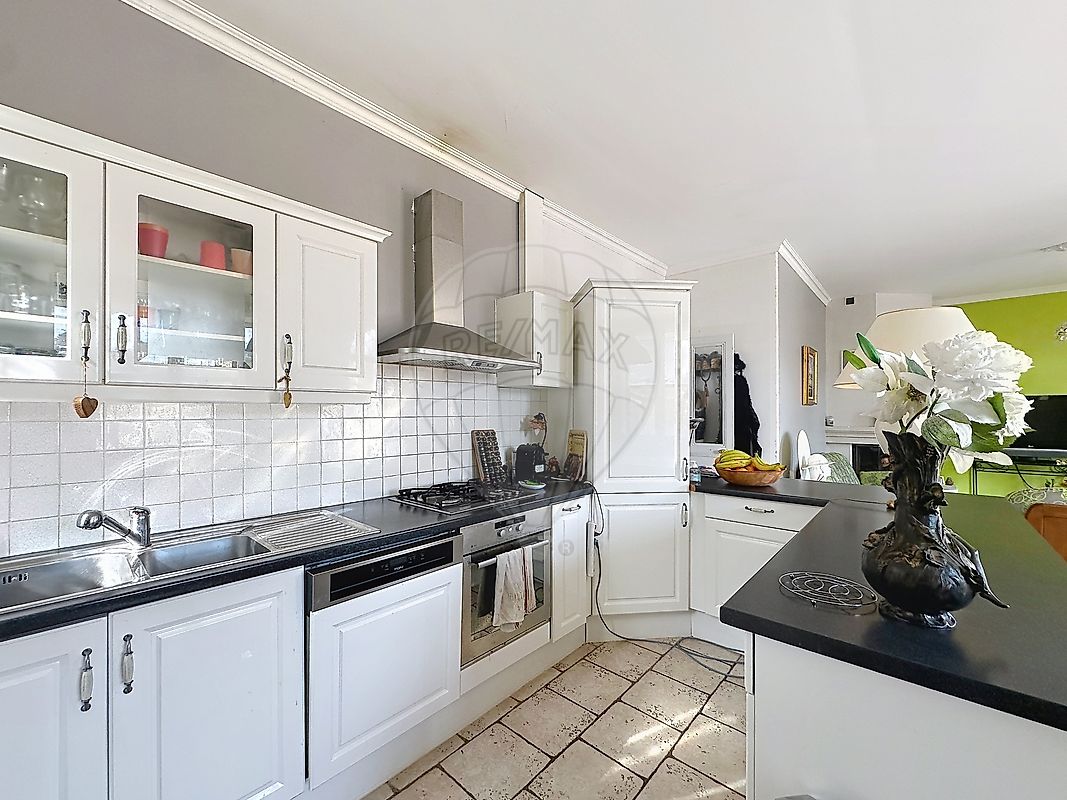 Maison à vendre, 8 pièces - Sainte-Anastasie 30190