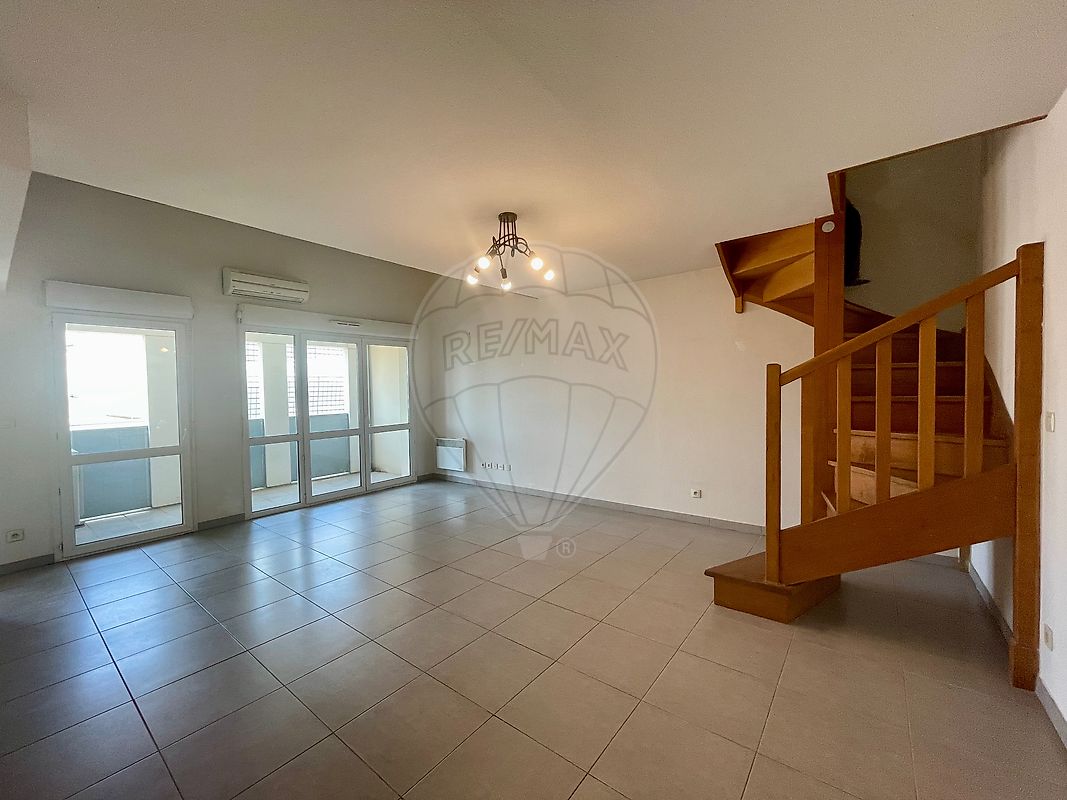 Apartment for sale, 4 rooms - Nîmes 30000