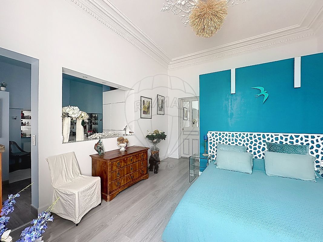 Appartement à vendre, 5 pièces - Nîmes 30000