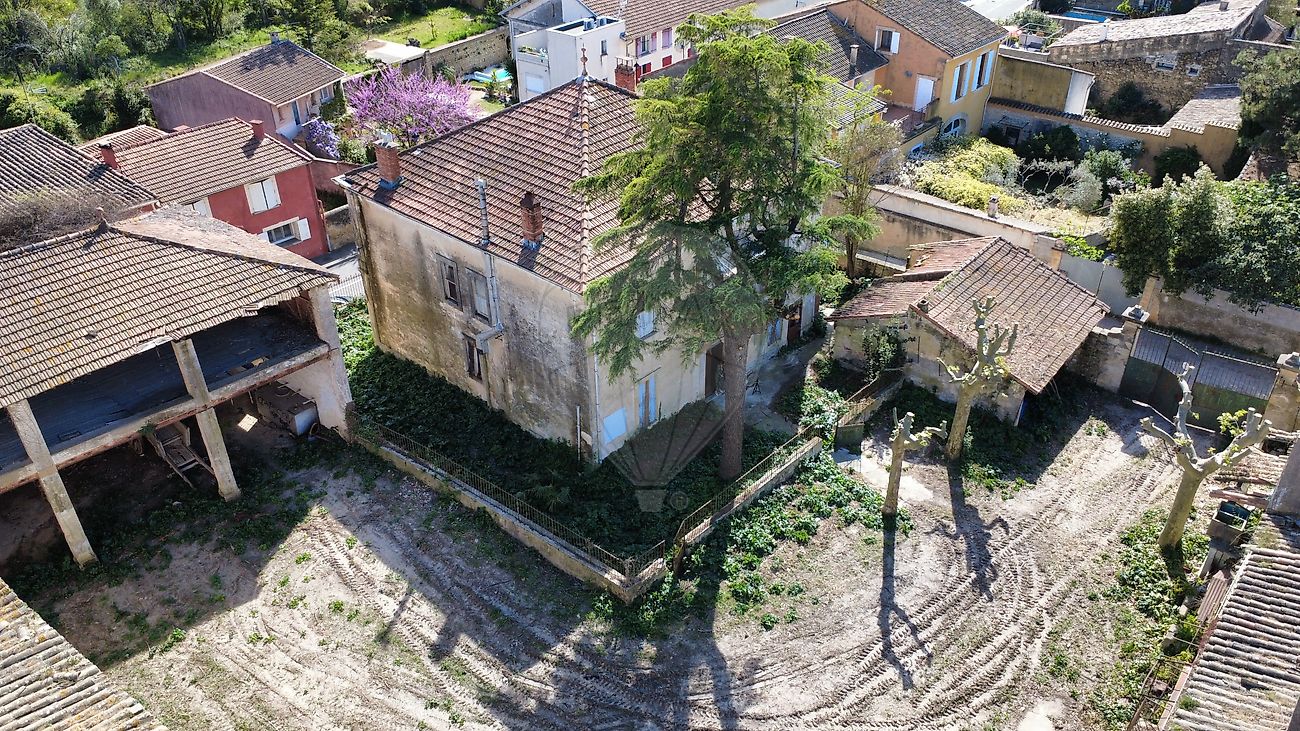 Immeuble à vendre - Beauvoisin 30640