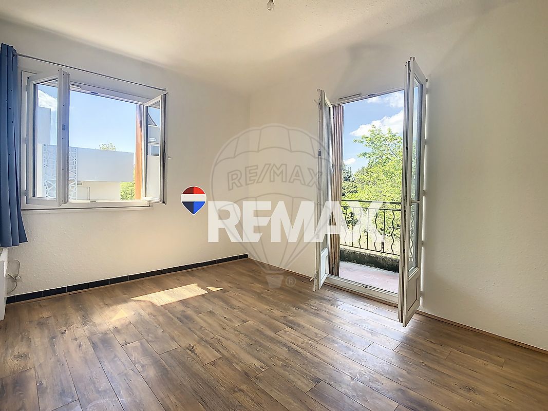 Appartement à louer, 3 pièces - Nîmes 30000