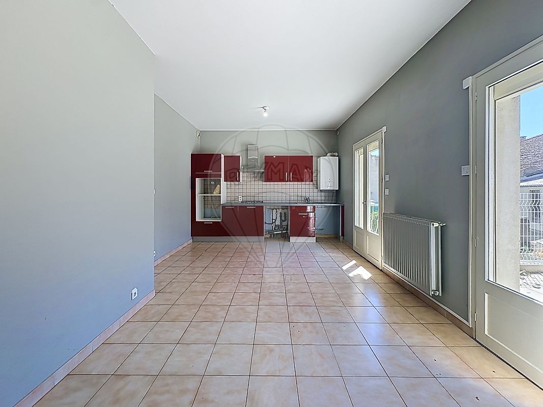 Maison à vendre, 9 pièces - Nîmes 30900