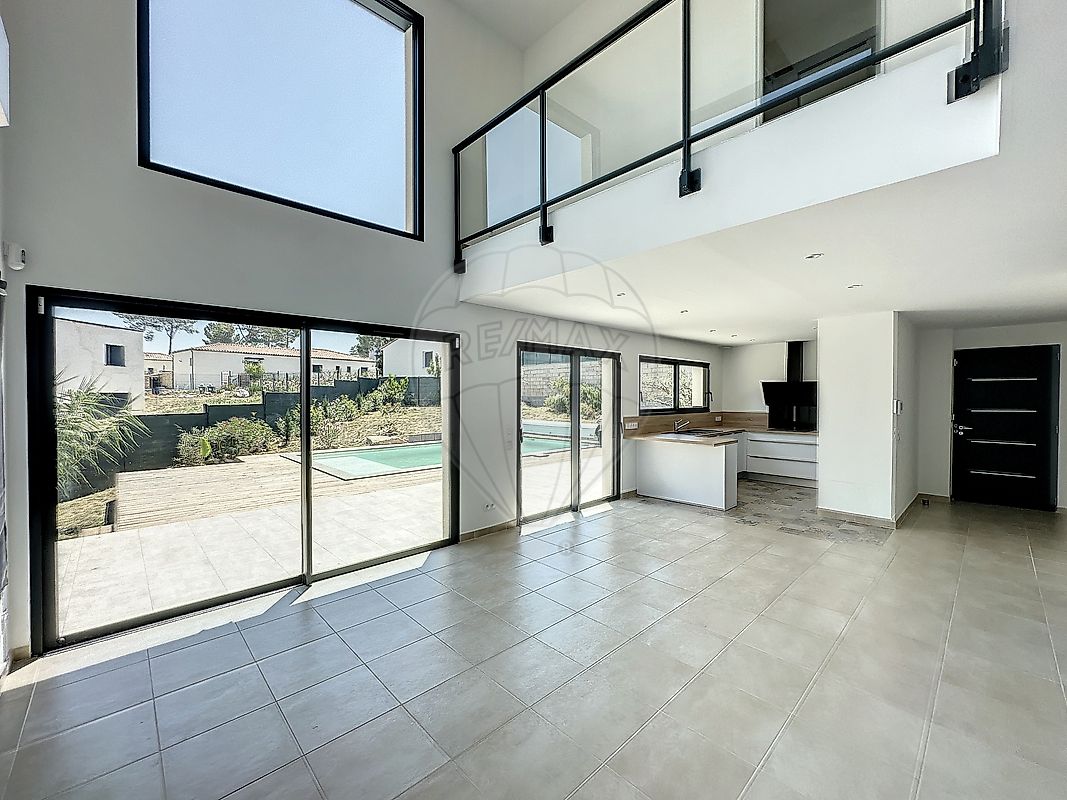 Maison à vendre, 5 pièces - Nîmes 30900