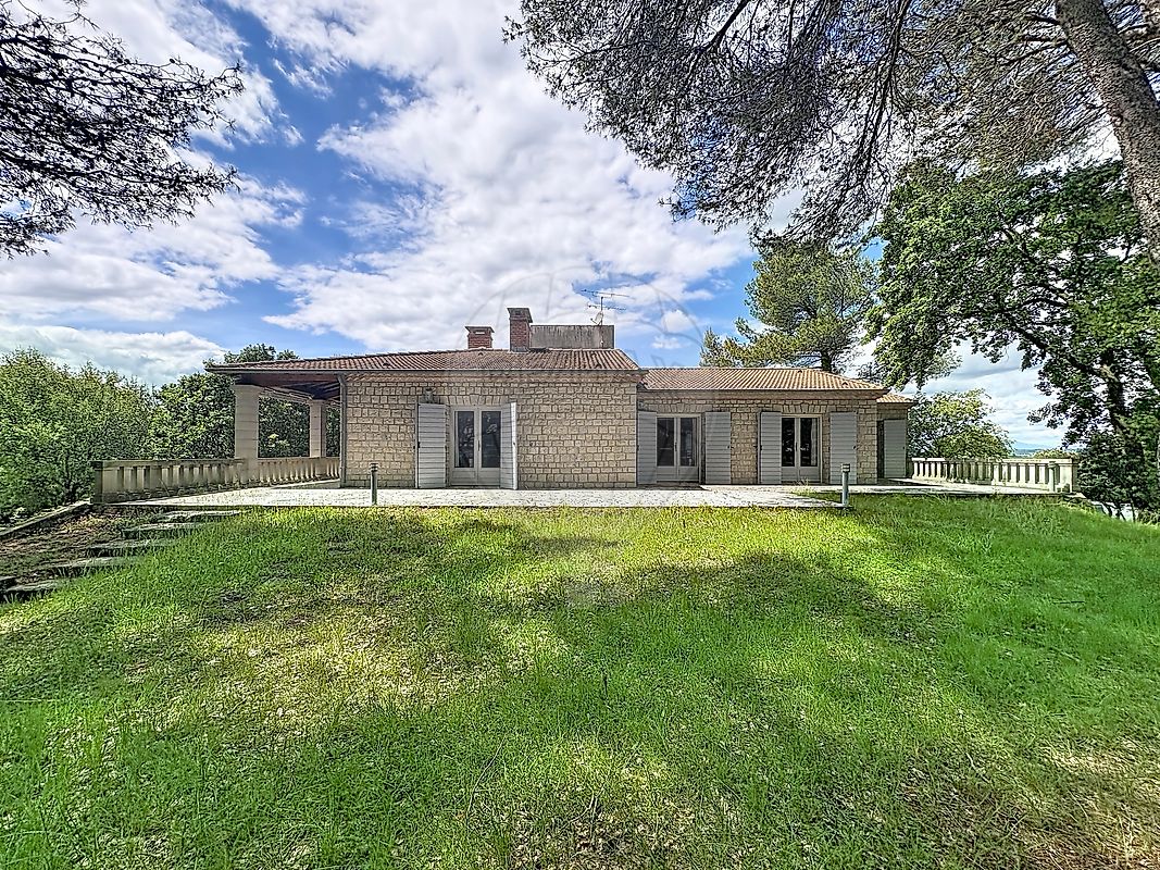 Maison à vendre, 8 pièces - Sainte-Anastasie 30190
