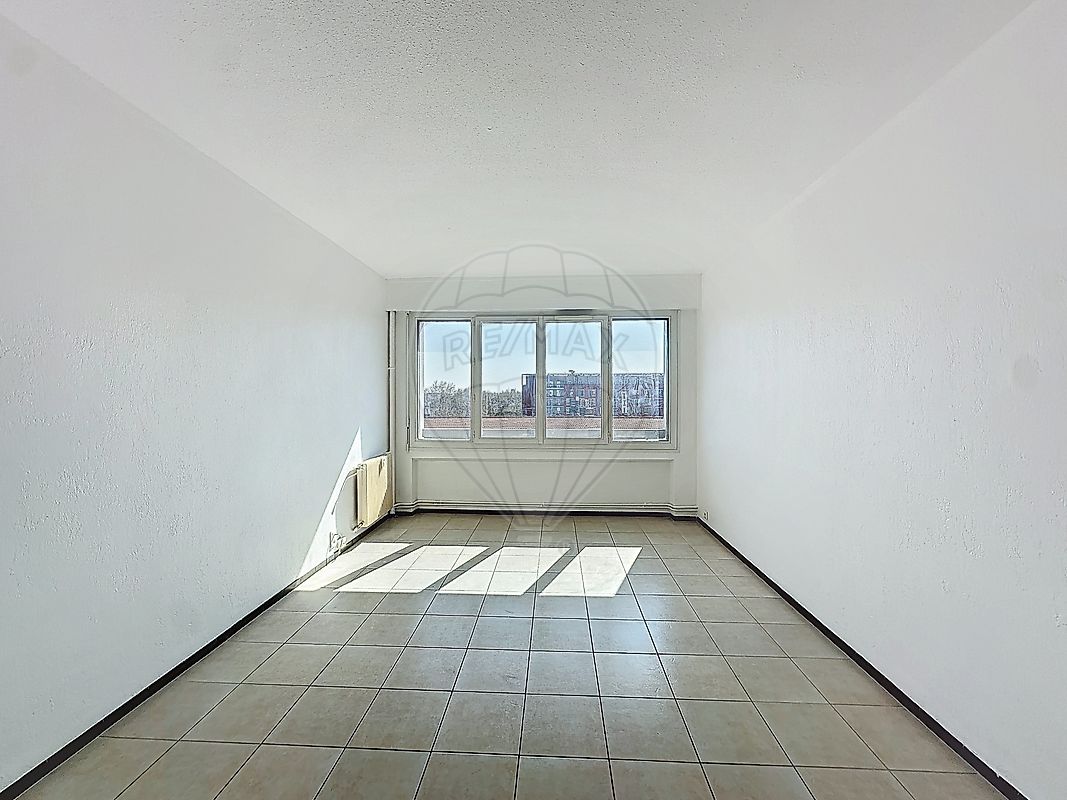 Appartement à vendre, 2 pièces - Nîmes 30000
