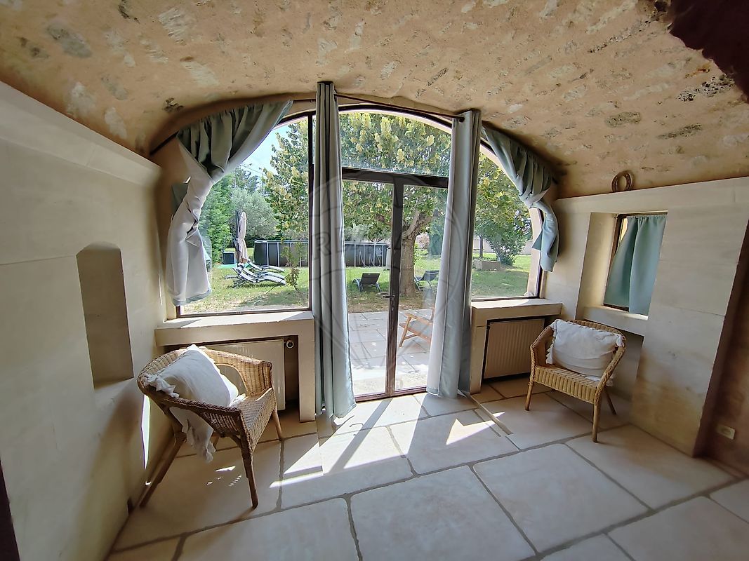 Maison à louer, 10 pièces - Saint-Hilaire-d'Ozilhan 30210