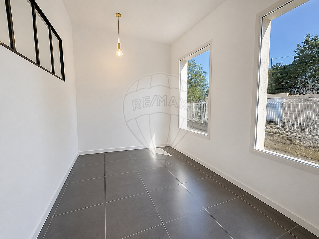 Immobilier pro à louer - Nîmes 30900