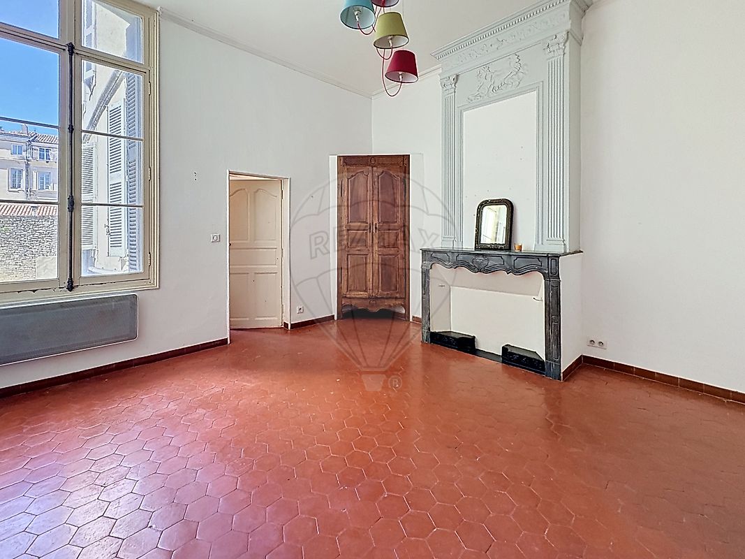 Appartement à vendre, 3 pièces - Nîmes 30000