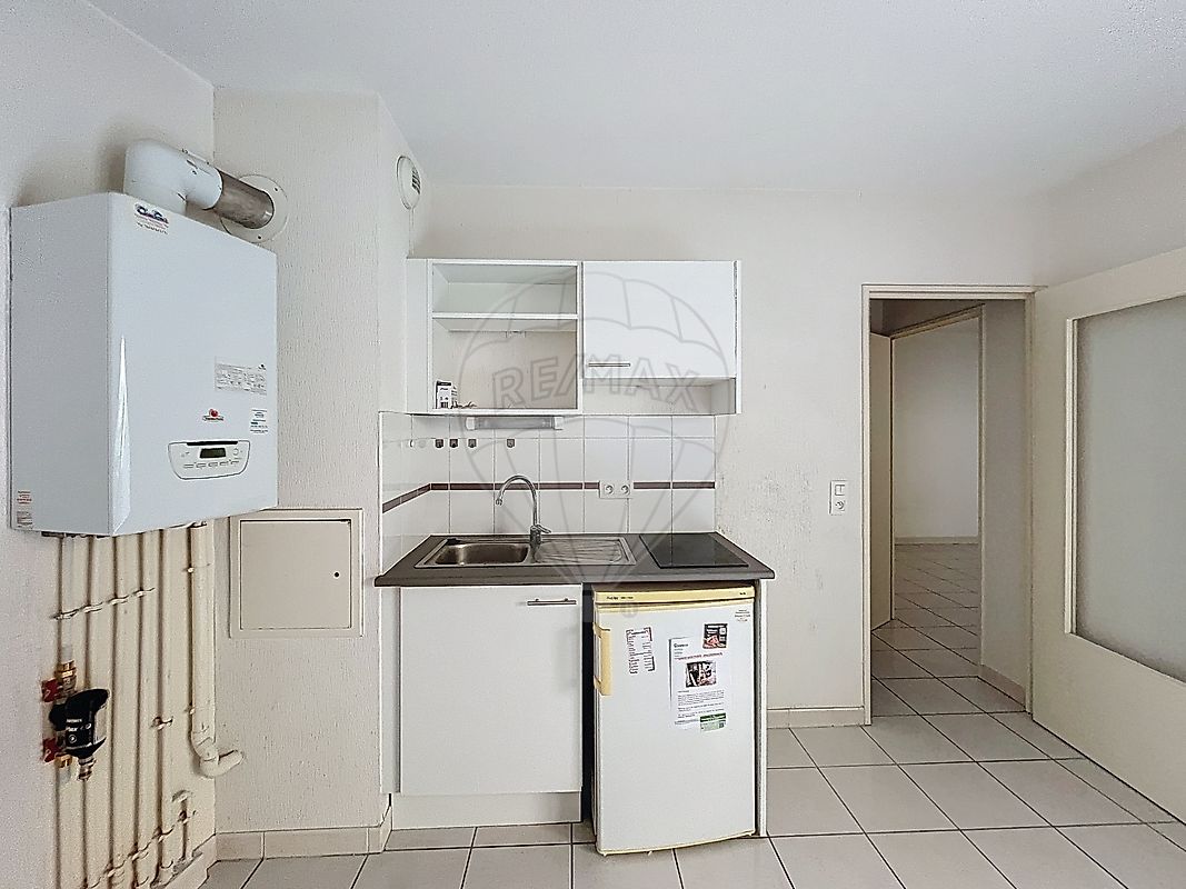 Appartement à vendre, 2 pièces - Nîmes 30900