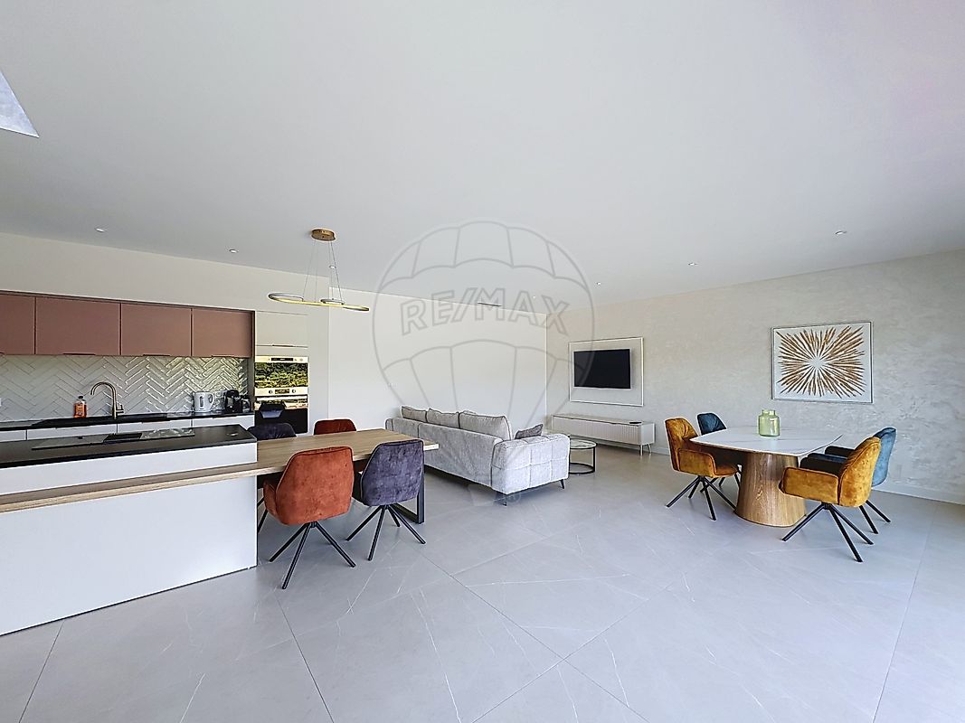 Maison à vendre, 5 pièces - Nîmes 30900