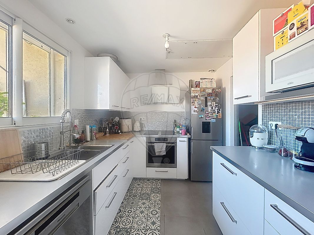 Appartement à louer, 4 pièces - Nîmes 30900
