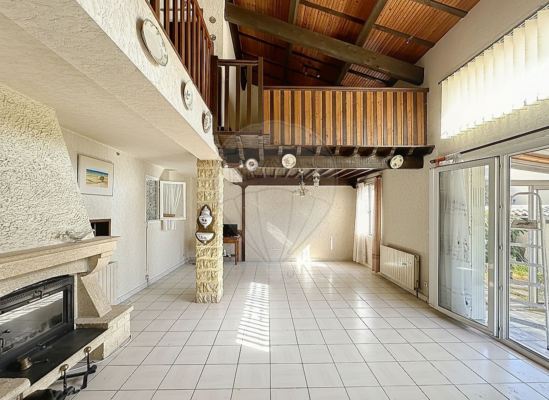 Maison à vendre, 5 pièces - Nîmes 30900