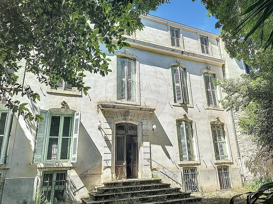Immeuble à vendre - Nîmes 30900