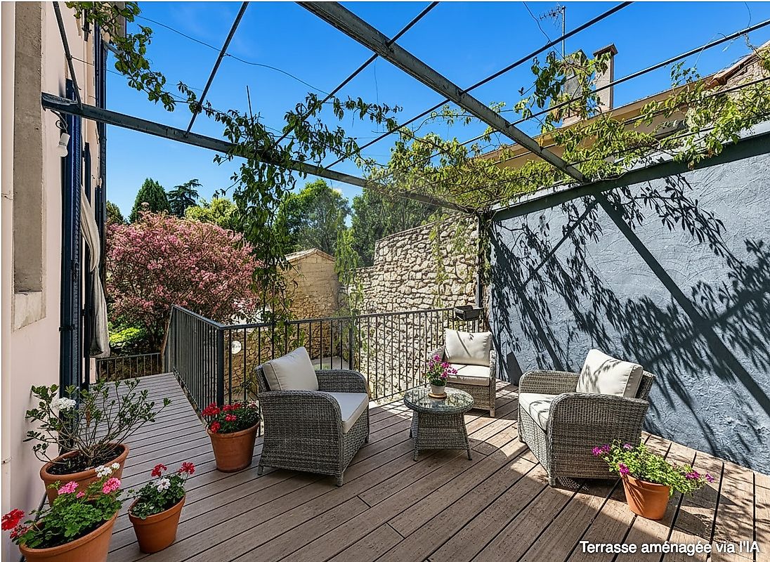 Maison à vendre, 8 pièces - Nîmes 30000