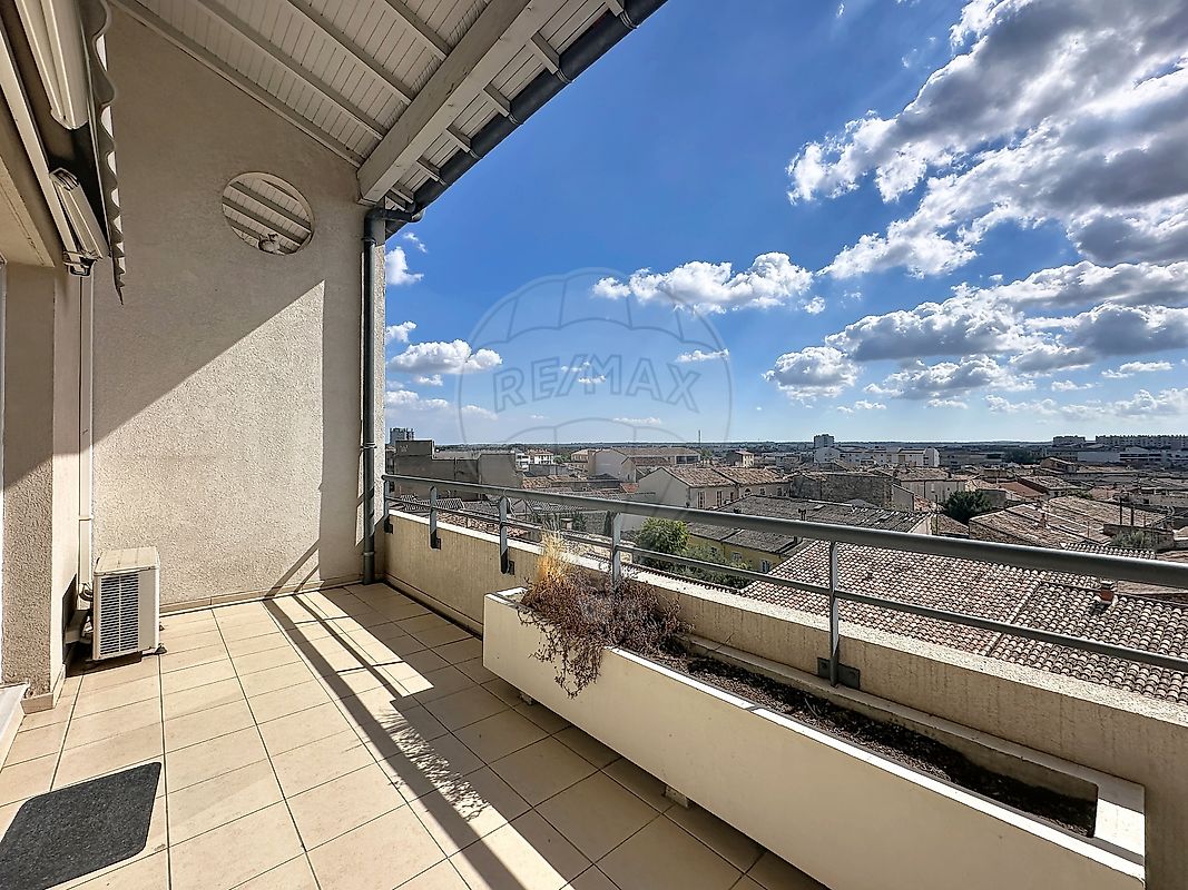 Appartement à louer, 3 pièces - Nîmes 30900