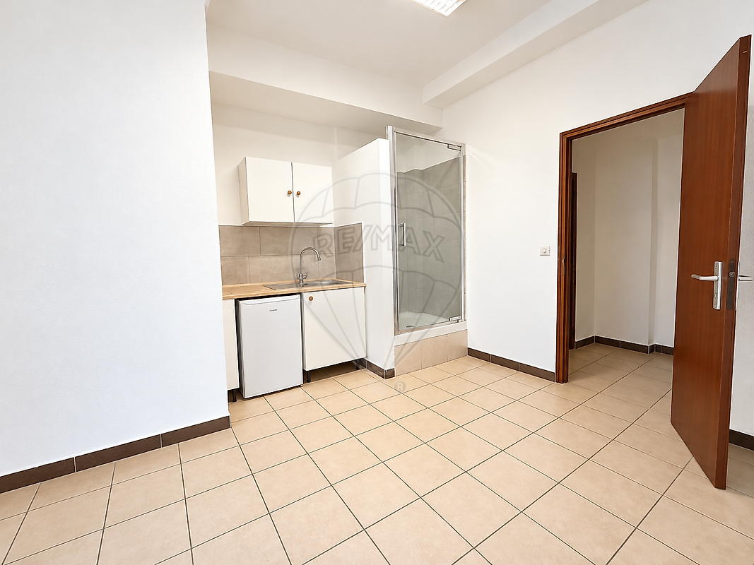 Immobilier pro à vendre - Sanary-sur-Mer 83110