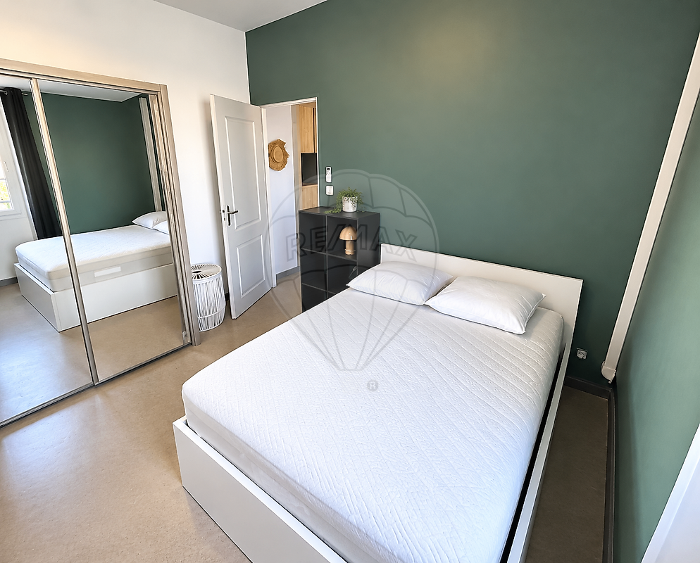 Appartement à louer, 2 pièces - Nîmes 30900
