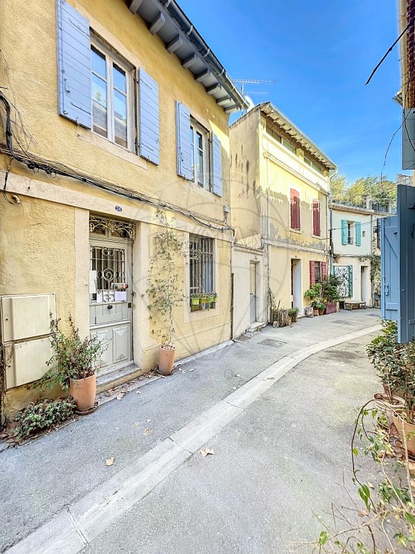 House for sale, 3 rooms - Arles 13200