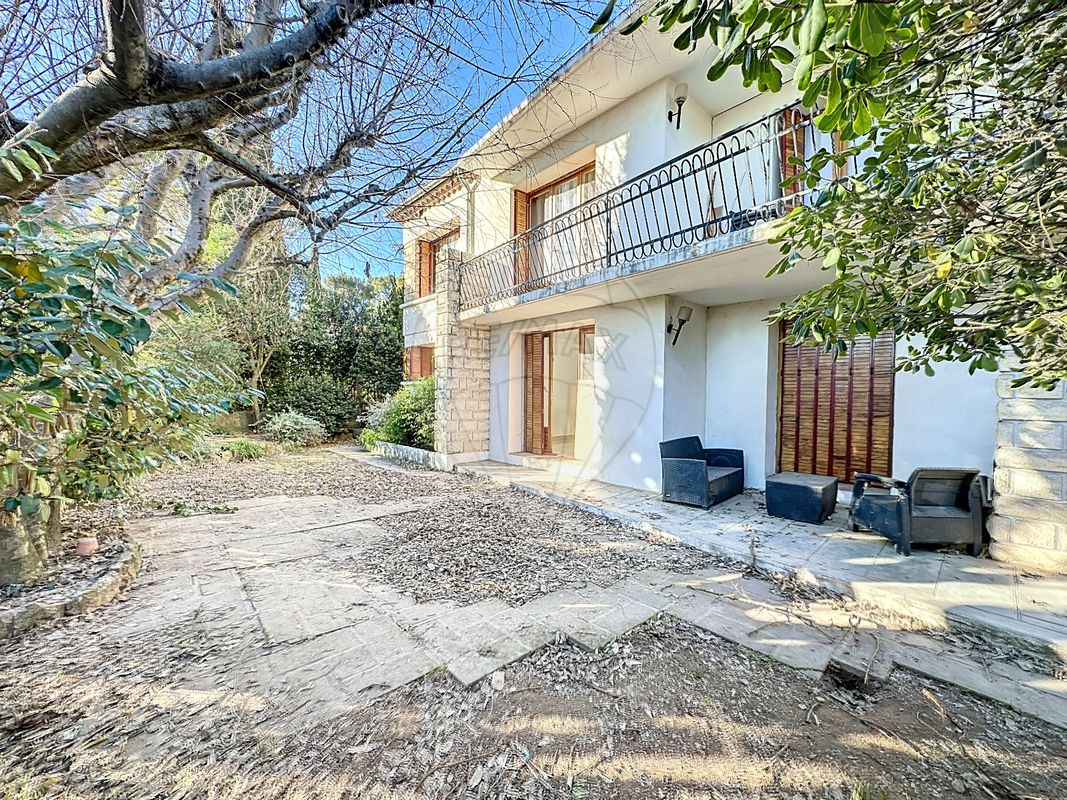 House for sale, 5 rooms - Nîmes 30000