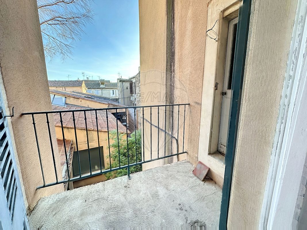 Apartment for sale, 4 rooms - Nîmes 30900