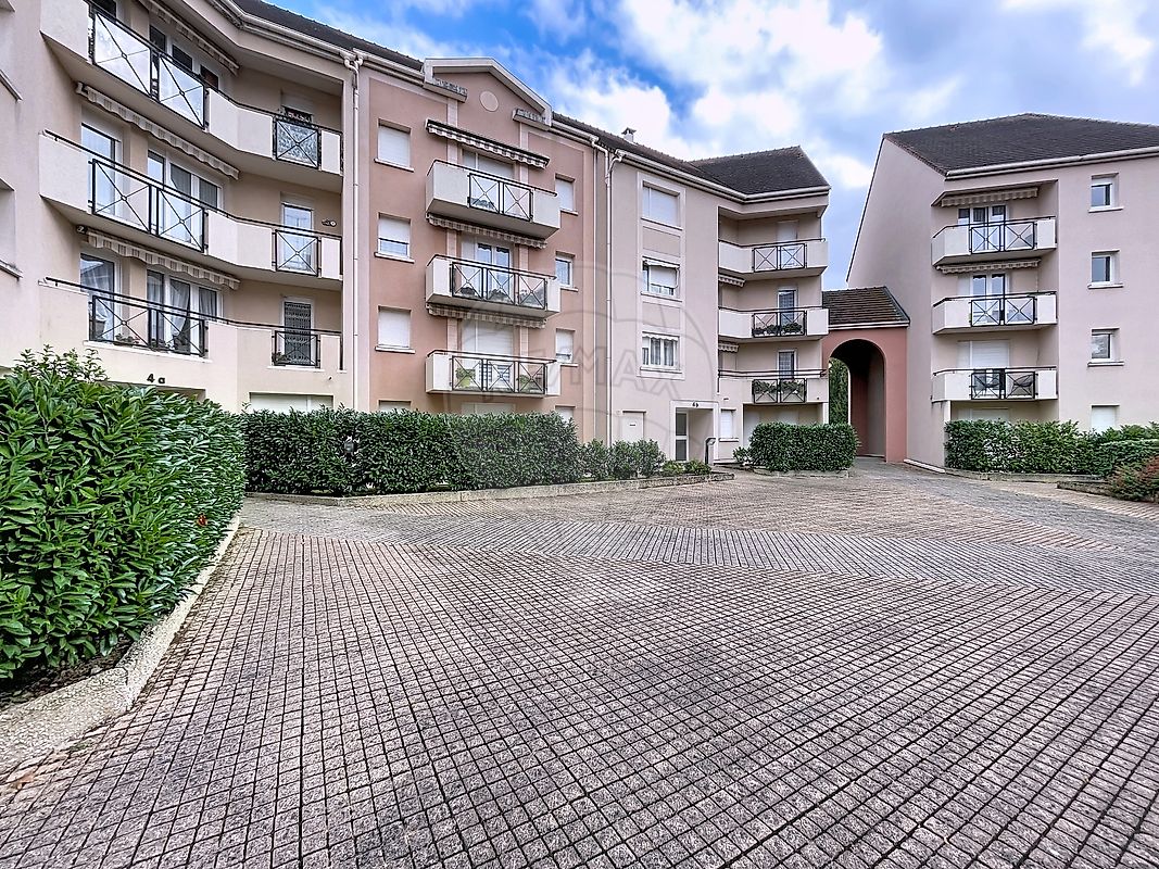 Appartement 13 pièces 70 m² · à Sens · 70 m² · 146 500 €