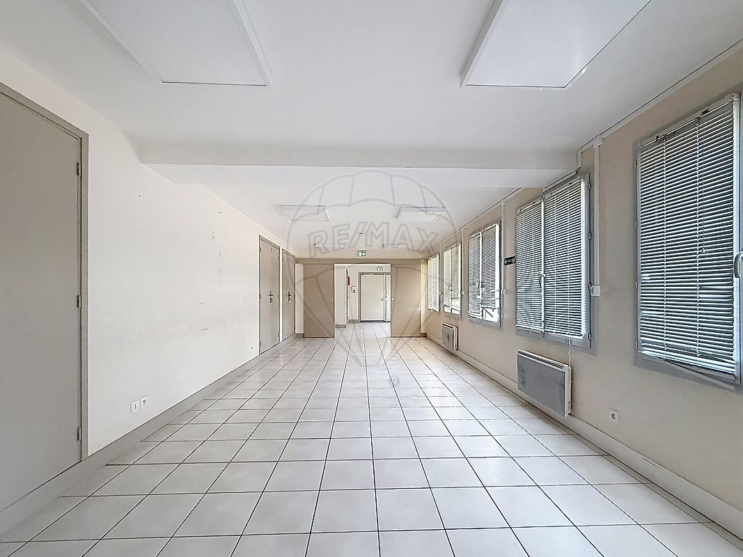Appartement 5 pièces 151 m² · à Sens · 151 m² · 268 000 €