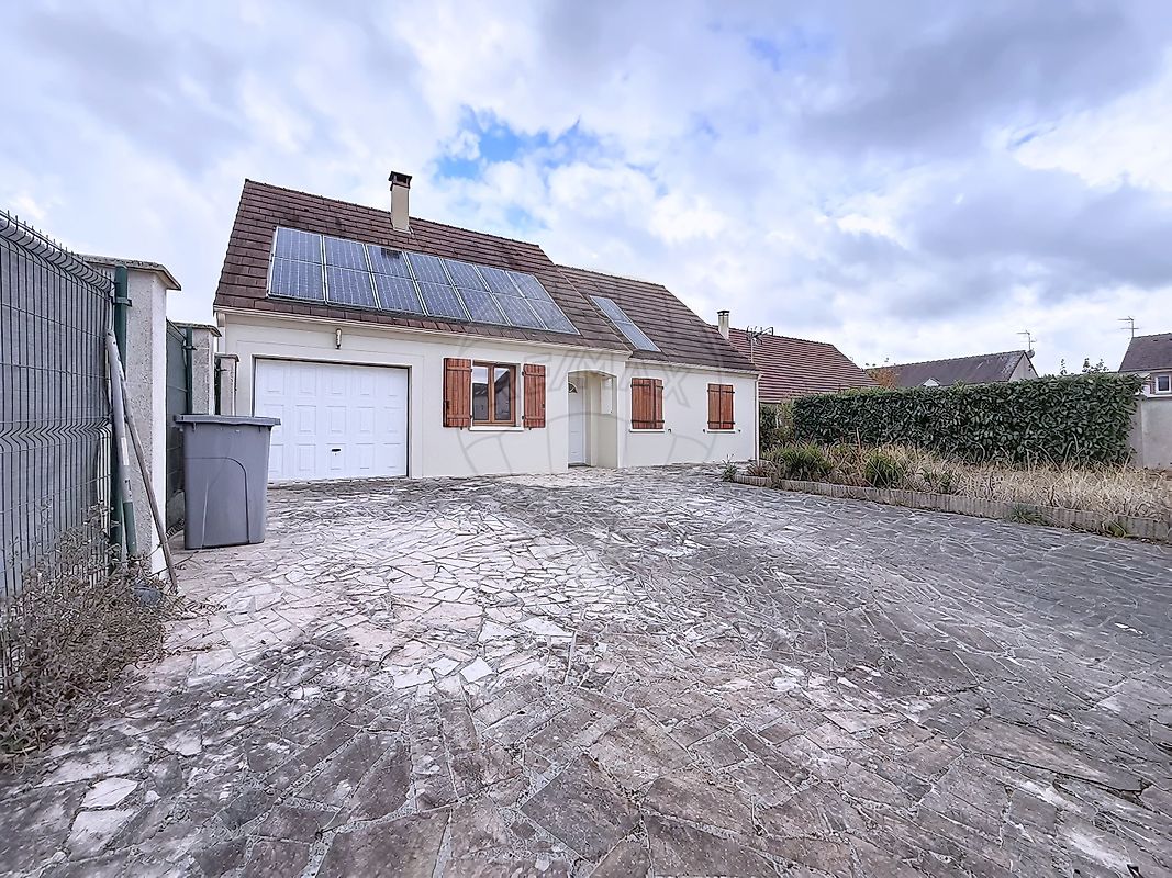 Maison 86 m² · à Paron · 86 m² · 215 000 €