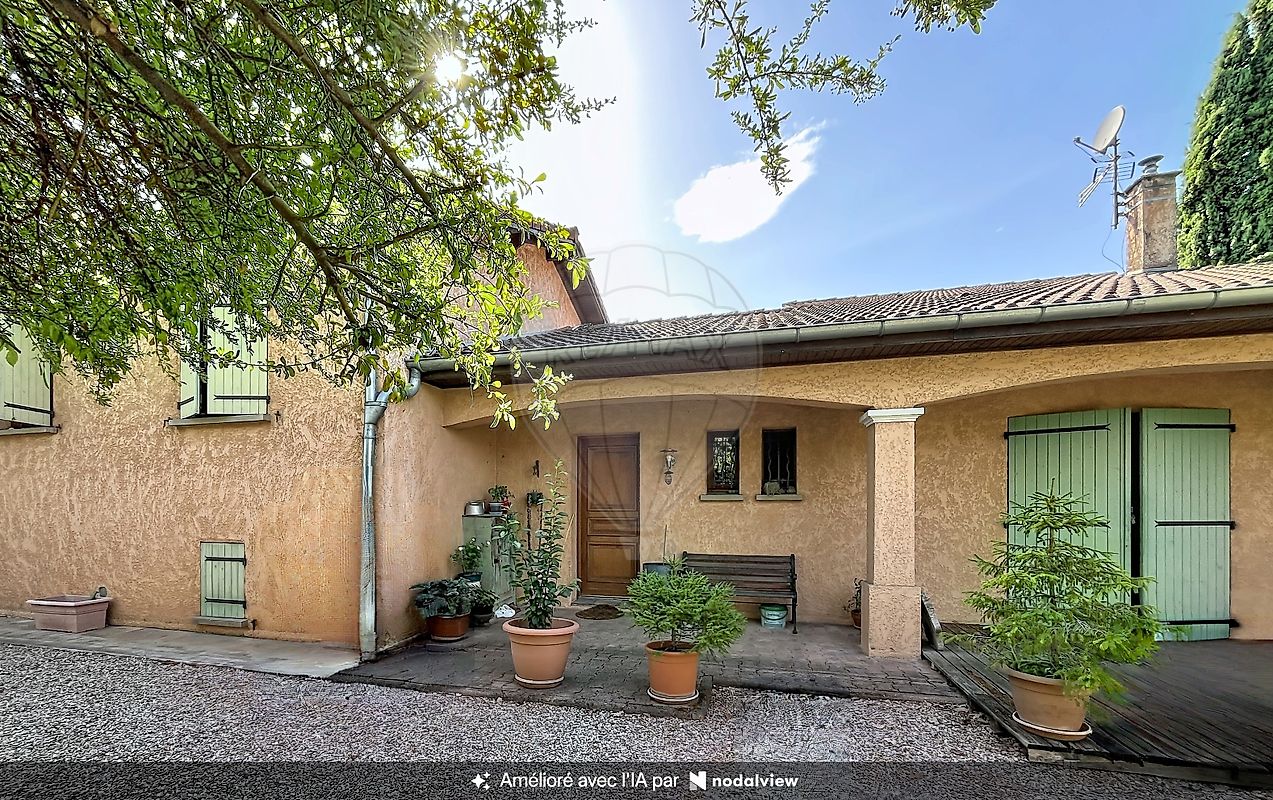Maison 6 pièces 162 m² · à Saint-Romain-de-Jalionas · 162 m² · 399 000 €