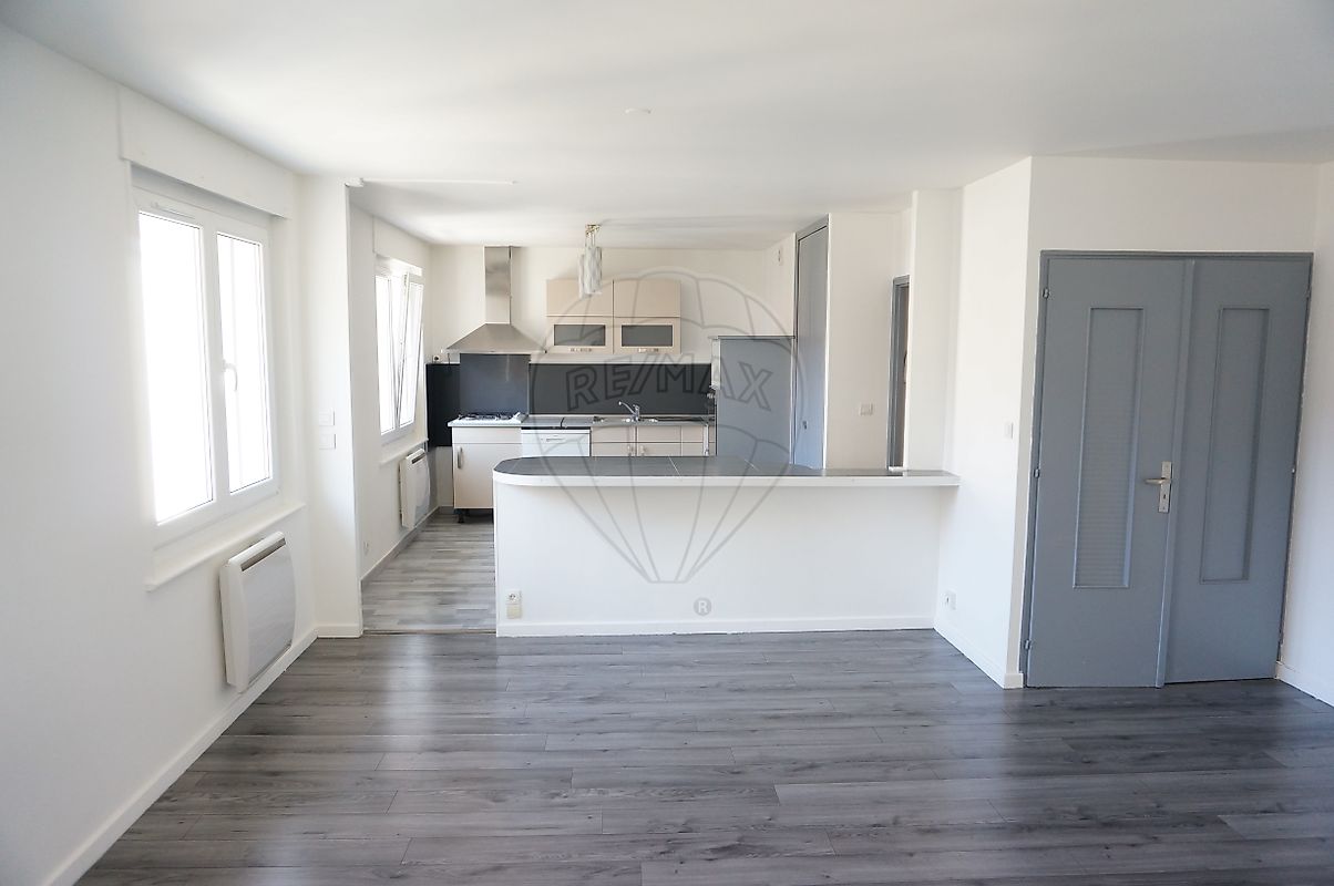 Appartement 3 pièces 75 m² · à Bellegarde-sur-Valserine · 75 m² · 950 €