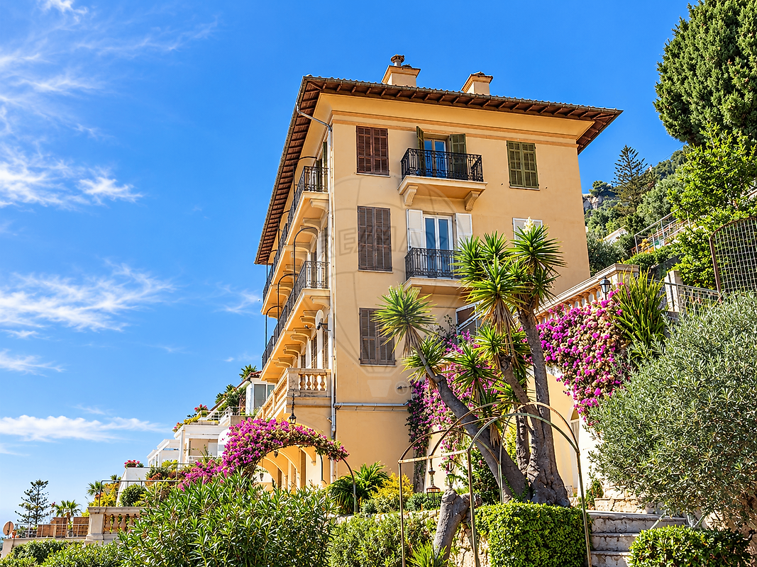 Immeuble 443 m² · à Roquebrune-Cap-Martin · 443 m² · 5 300 000 €